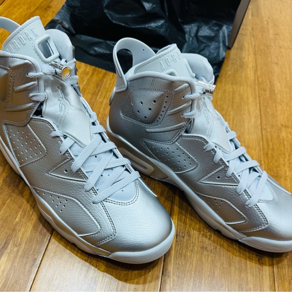 Air Jordan 6 Retro x Paris Saint-Germain main image 7